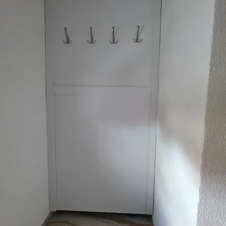 Ameti 2 *